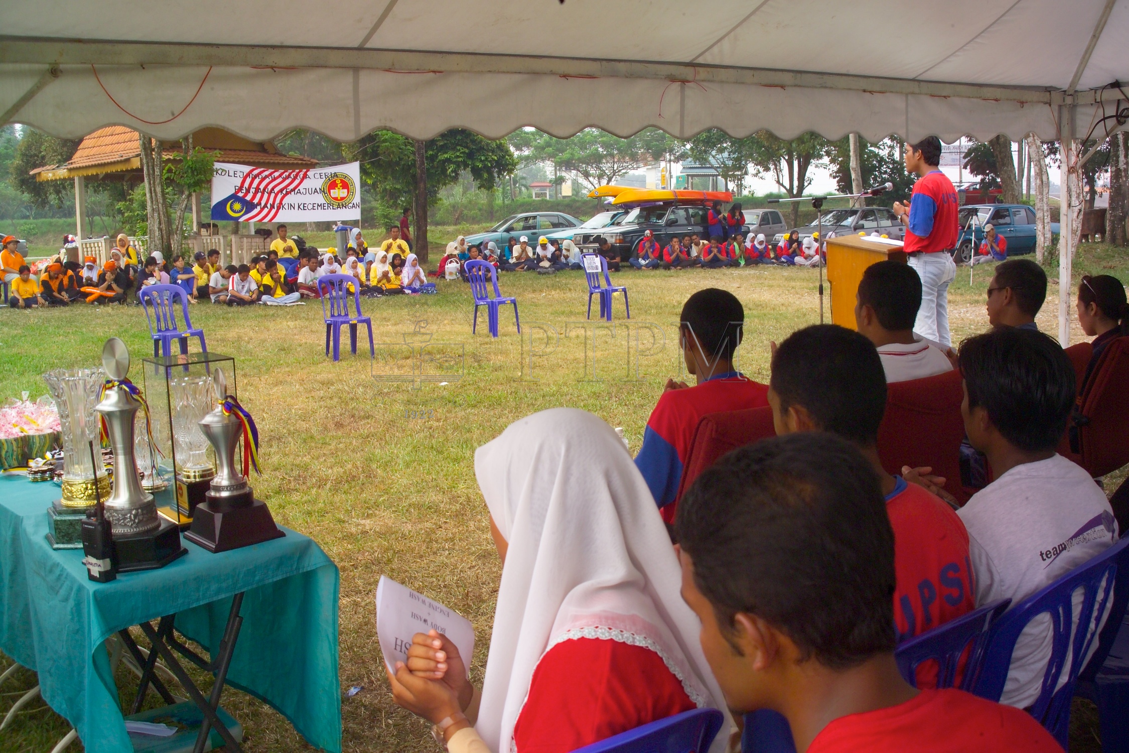 PTPM 05 13 kayak D8XZ8771